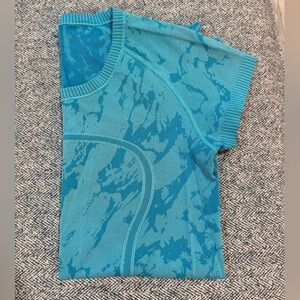 Lululemon Blue Swiftly women’s size 6